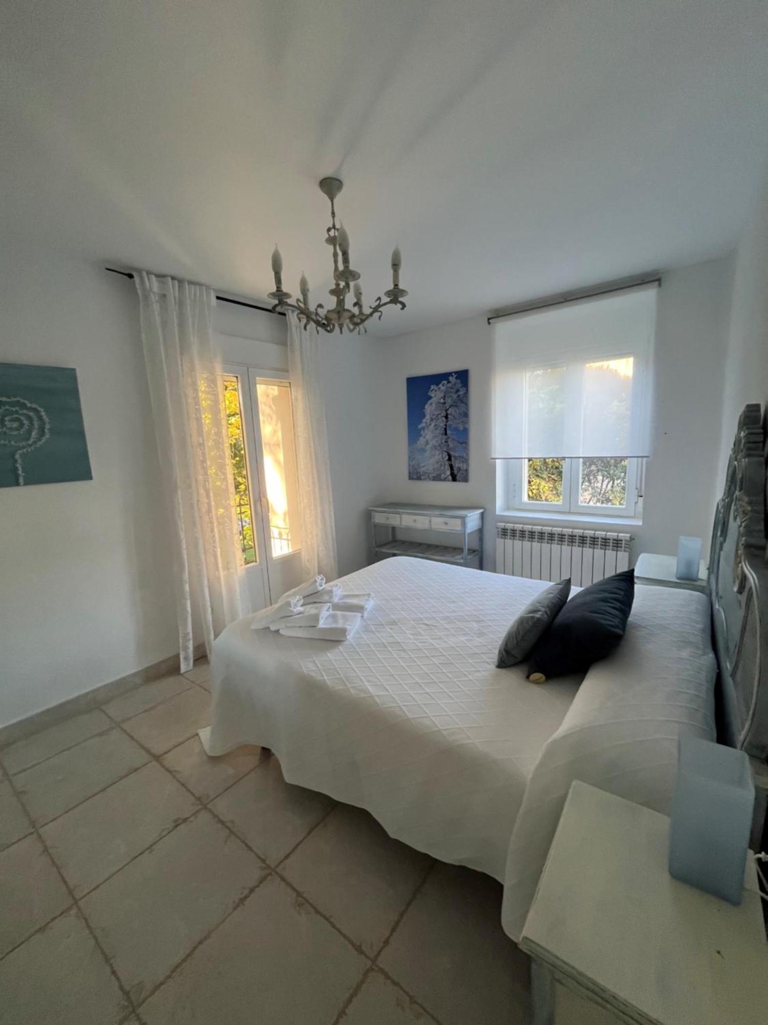 Villa Merenciana Agoncillo Dış mekan fotoğraf